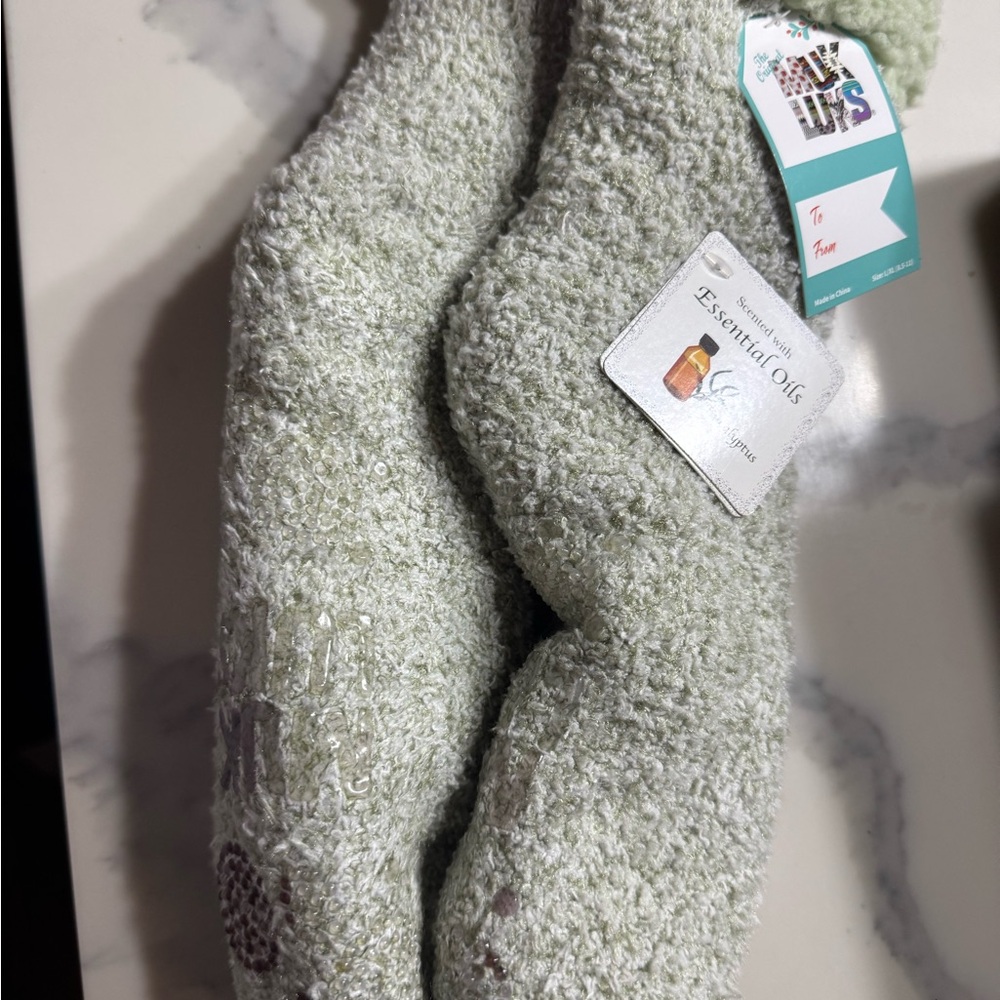 2pair Soft Home socks  with grippers
